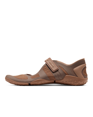 NikeSKIMS Rift Mesh Women's Shoes. Nike SK